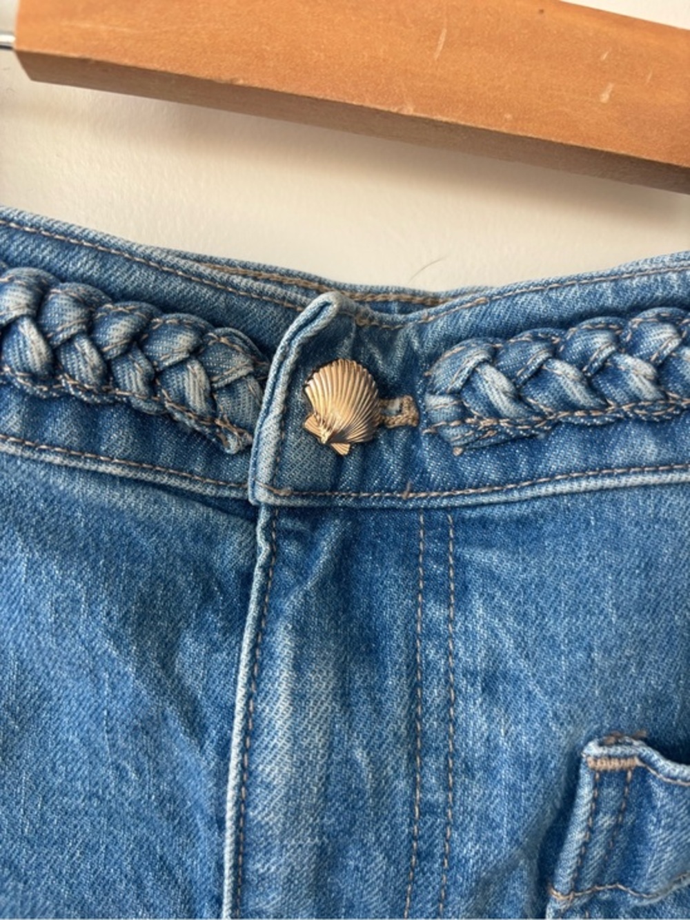 Lisa Says Gah Braided-Waist Denim Shorts - Blue - Picture 4 of 5